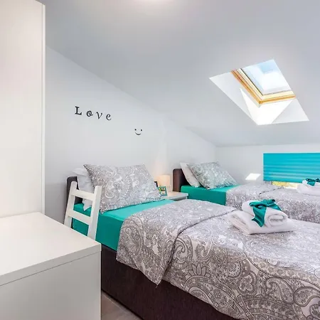 Veronique Apartament *