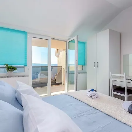 Veronique Lägenhet *