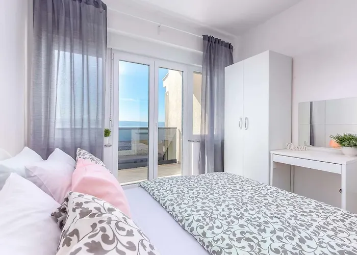 Veronique Apartment
