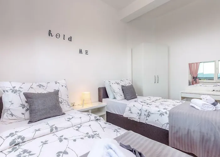 Veronique Apartment