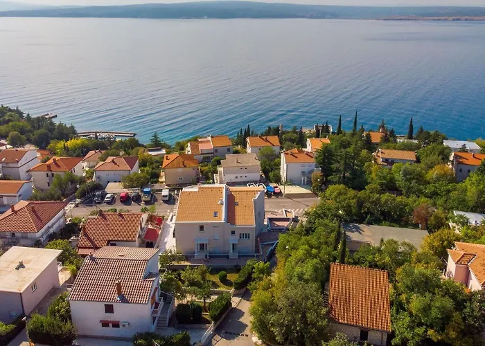 Veronique 드라말리