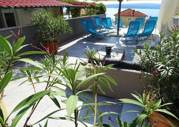 Veronique 드라말리